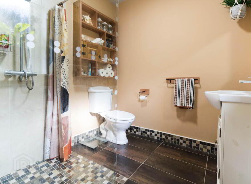 87 Mullynaburtlan Road, Lisnaskea, Enniskillen, BT92 5FT