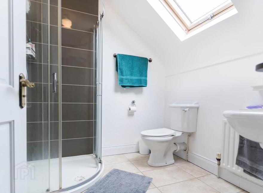 87 Mullynaburtlan Road, Lisnaskea, Enniskillen, BT92 5FT