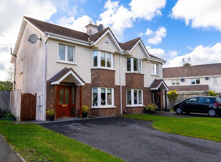 147 Droim Liath, Tullamore, R35E2C6 photo