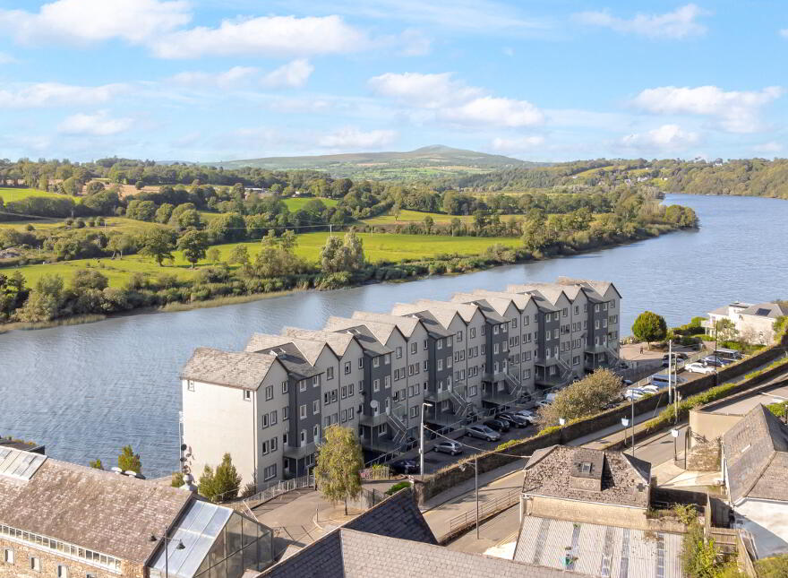 Dunbrody Wharf, Apartment 8 Craywell Road, New Ross, Y34F508 photo