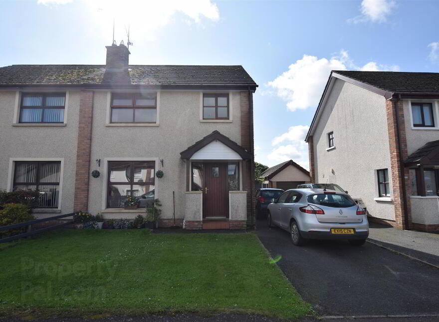 15 Rademon Avenue, Crossgar, BT30 9NX photo