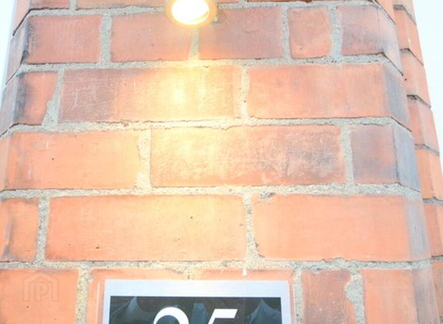 25 Delaware Street, Belfast, BT6 8ET