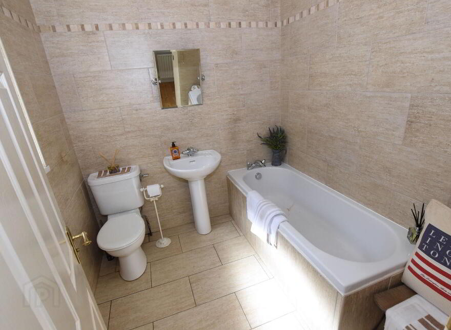 4a Ballyeasborough Road, Portavogie, BT22 1DB