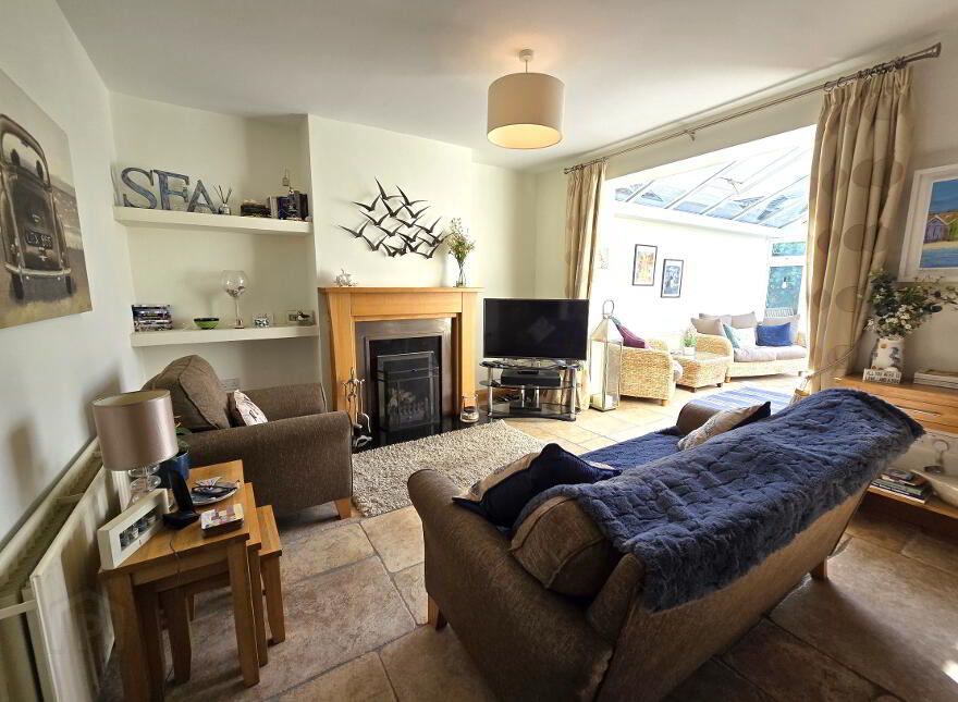 60 Bayhead Road, Portballintrae, Bushmills, BT57 8SA