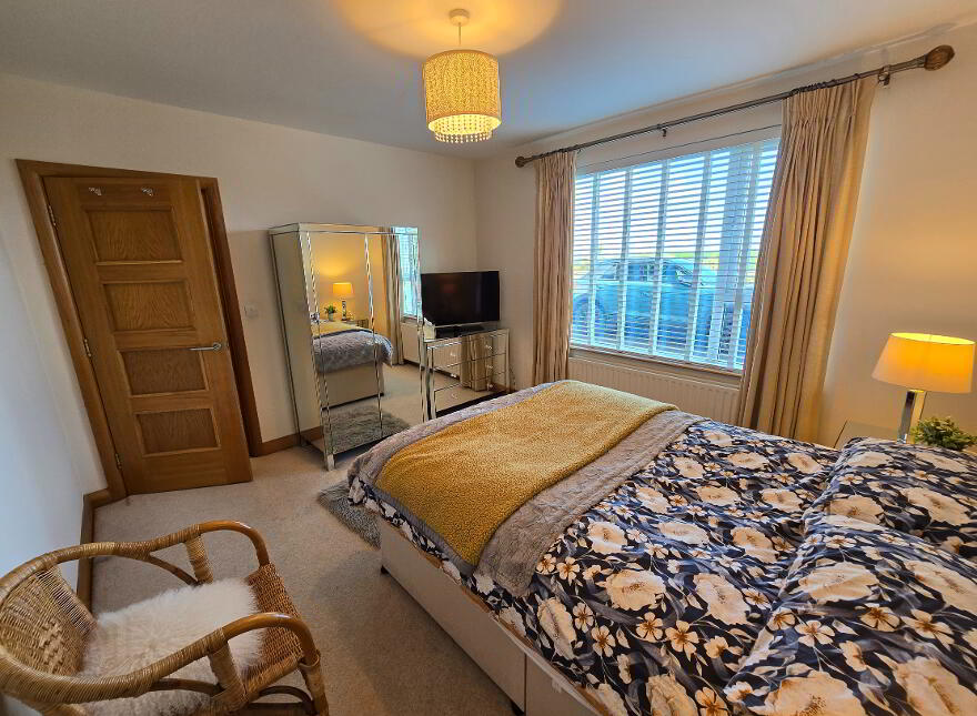 60 Bayhead Road, Portballintrae, Bushmills, BT57 8SA