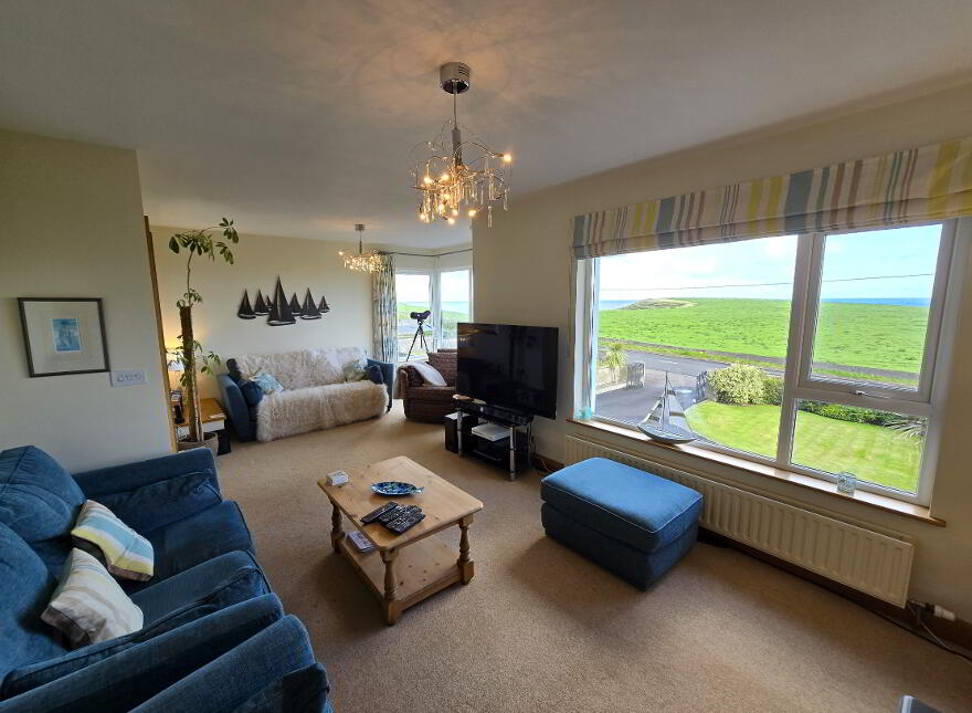 60 Bayhead Road, Portballintrae, Bushmills, BT57 8SA