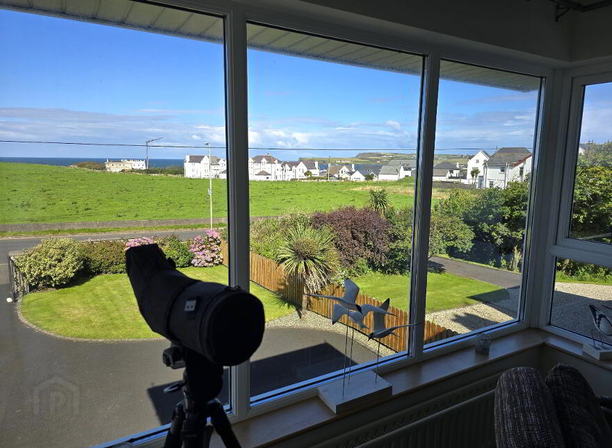 60 Bayhead Road, Portballintrae, Bushmills, BT57 8SA