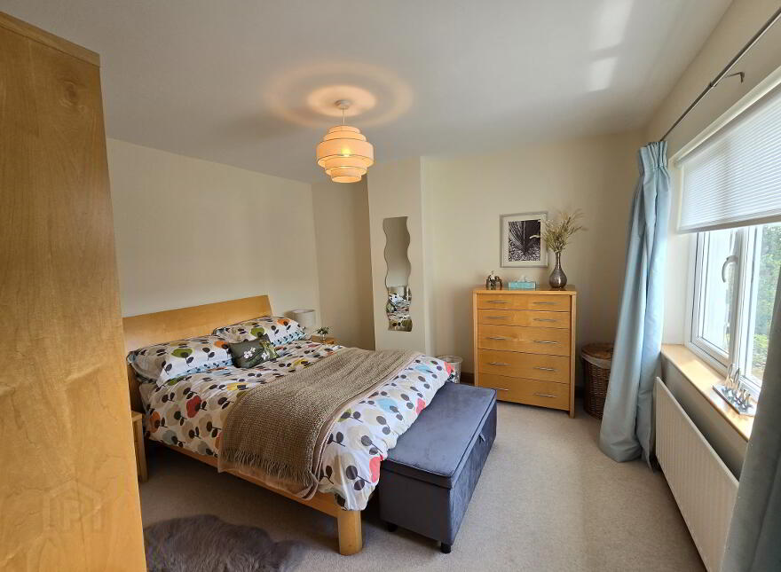 60 Bayhead Road, Portballintrae, Bushmills, BT57 8SA