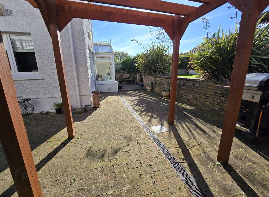 60 Bayhead Road, Portballintrae, Bushmills, BT57 8SA