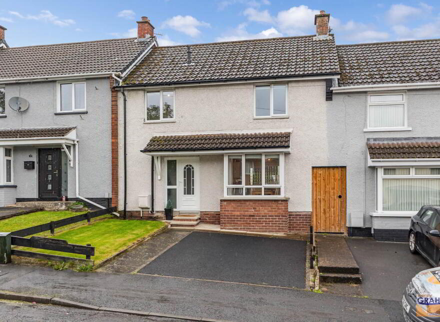 37 Holly Mount, Dunmurry, Belfast, BT17 9QD photo