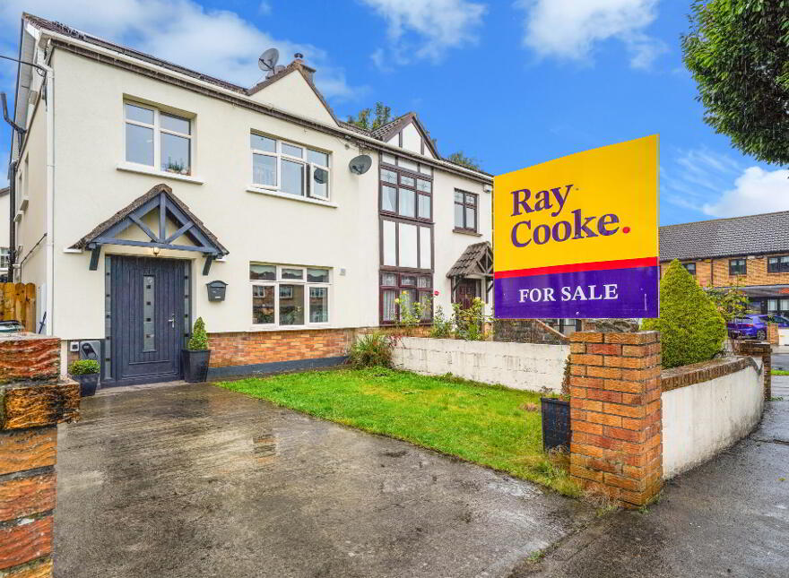 29 Pinewoods, Clondalkin, Dublin, D22F8P8 photo