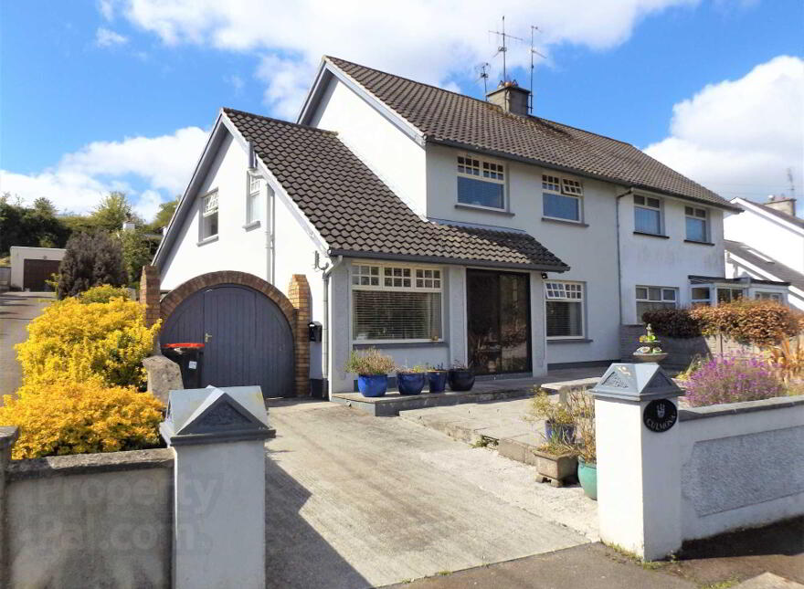 Culmona, Montevideo Road, Roscrea, E53EN81 photo