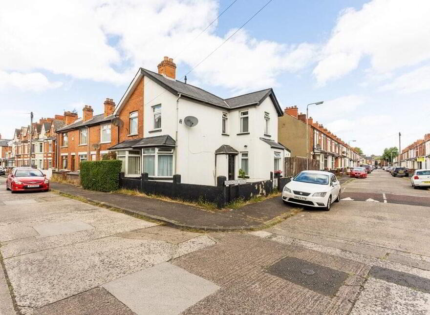 2a Kensington Avenue, Belfast, BT5 5JN photo