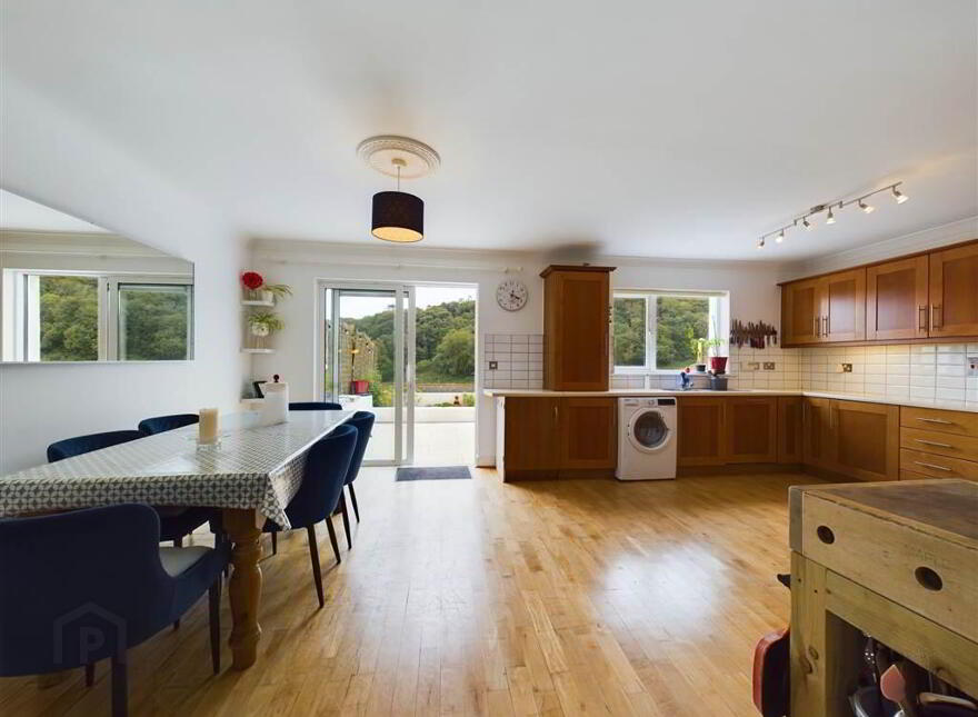 2 Gleann Ard, Dunmore East, X91P7K3