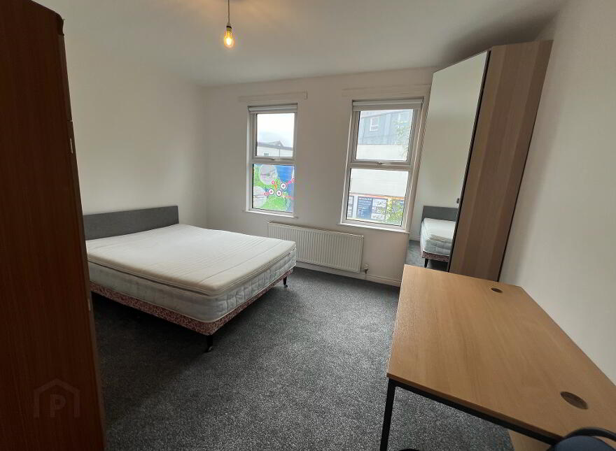 157 Donegall Road, Room 3, All Bills Included, Belfast, BT12 5NA photo