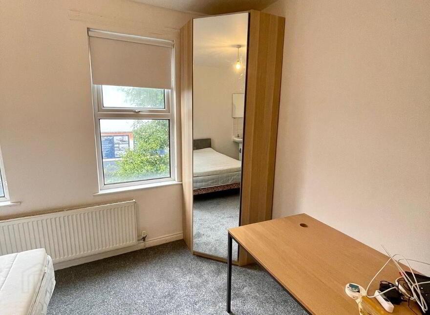 157 Donegall Road, Room 3, All Bills Included, Belfast, BT12 5NA