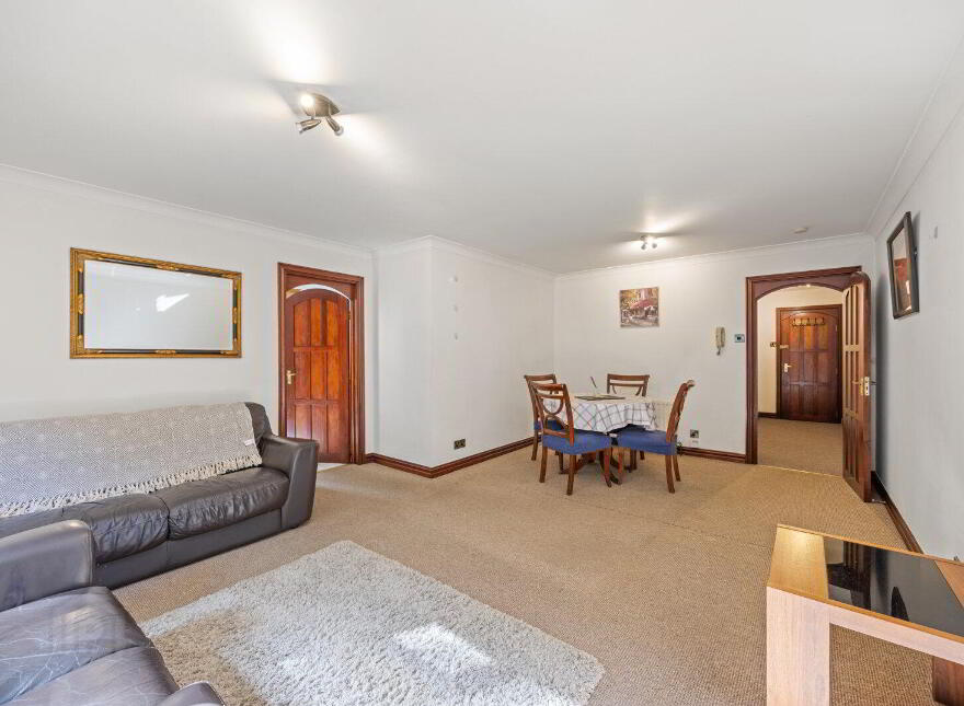 3c Newforge Grange, Malone Road, Belfast, BT9 5QB