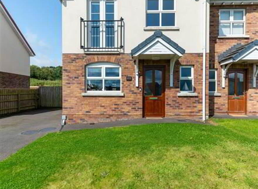 102 Mount Eagles Glen, Dunmurry, Belfast, BT17 0WR photo