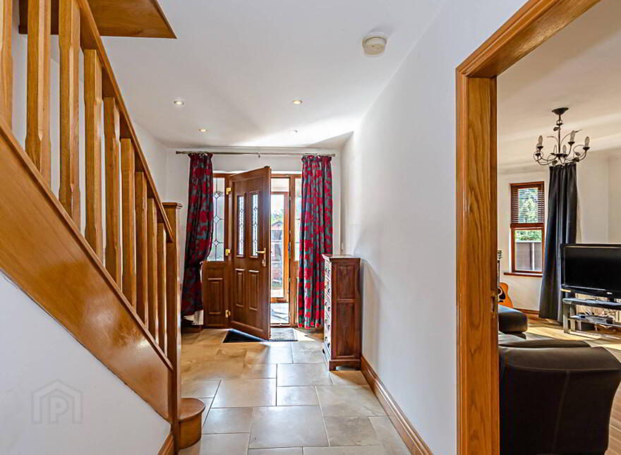 59 Onslow Gardens, Ravenhill, Belfast, BT6 0AQ