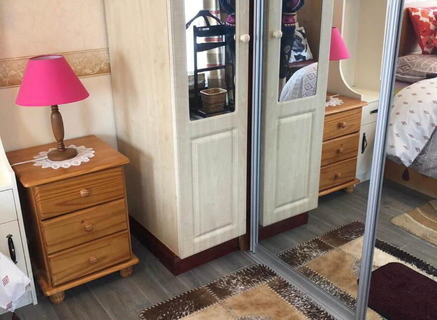 Room To Rent With Half Board, Cullenore, Brownstown, Kilcloon, A85W528