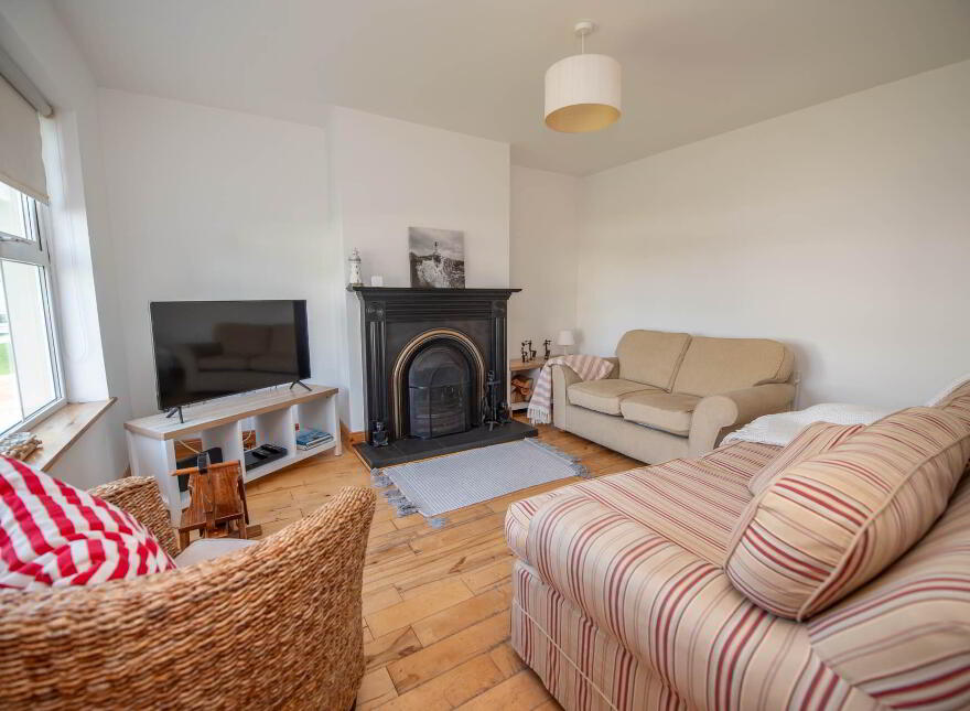 3 Ballymastocker Heights, Portsalon, F92X98A