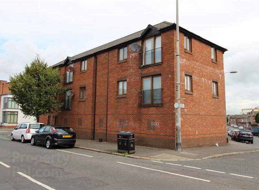 6 John Longs Court, 102-110 Beersbridge Road, Belfast, BT5 4RX photo