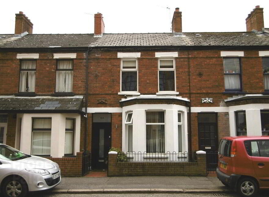 104 Ravenhill Avenue, Belfast, BT6 8LH photo