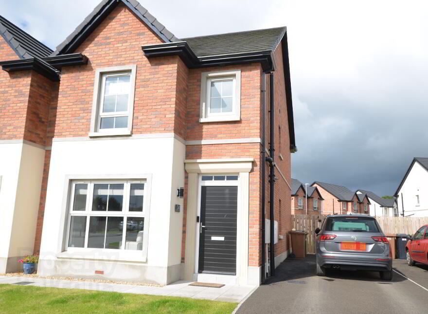 341 Drumnagoon Park, Craigavon, BT63 5UF photo