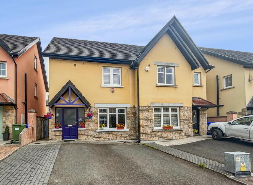 55 The Close, Drummin Village, Nenagh, E45NY70 photo