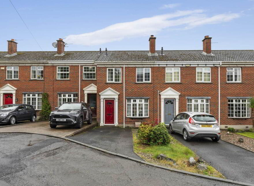 17 Eastleigh Dale, Belfast, BT4 3DT photo