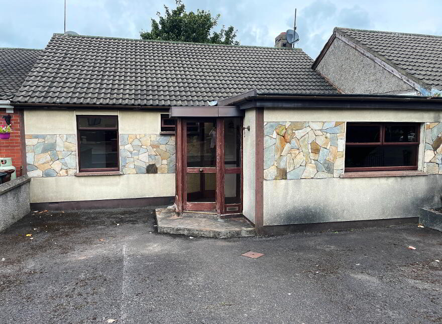 2 Grove Road, Ballsgrove, Drogheda, A92F3FH photo