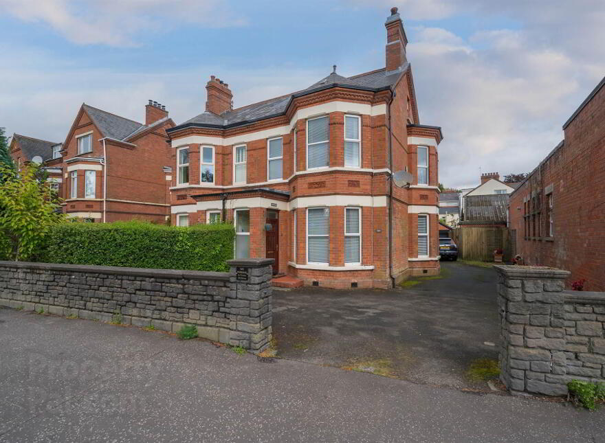 510 Upper Newtownards Road, Ballyhackamore, Belfast, BT4 3HB photo