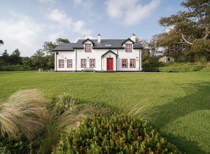 Tra Mor House, Hornhead, Dunfanaghy, F92NH61 photo