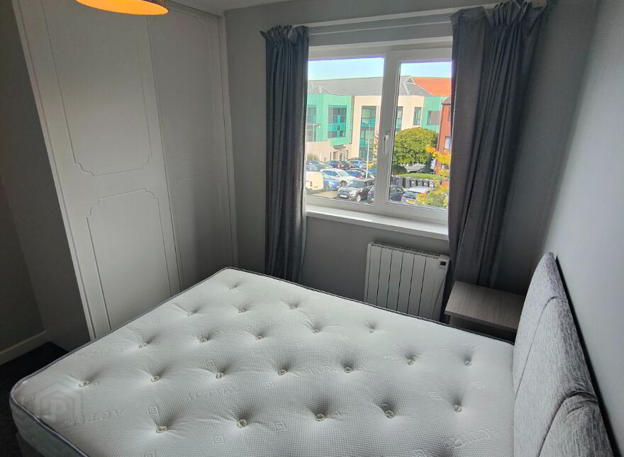 2e Stranmillis Court, Lower Malone, Belfast, BT9 5EU