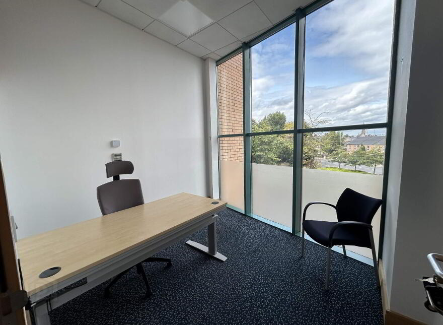 Serviced Office Suites, The Mount Business Centre, 2 Woodstock Link, Belfast, BT6 8DD