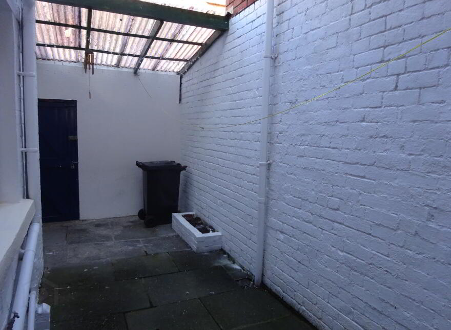 11 Deramore Street, Belfast, BT7 3FS