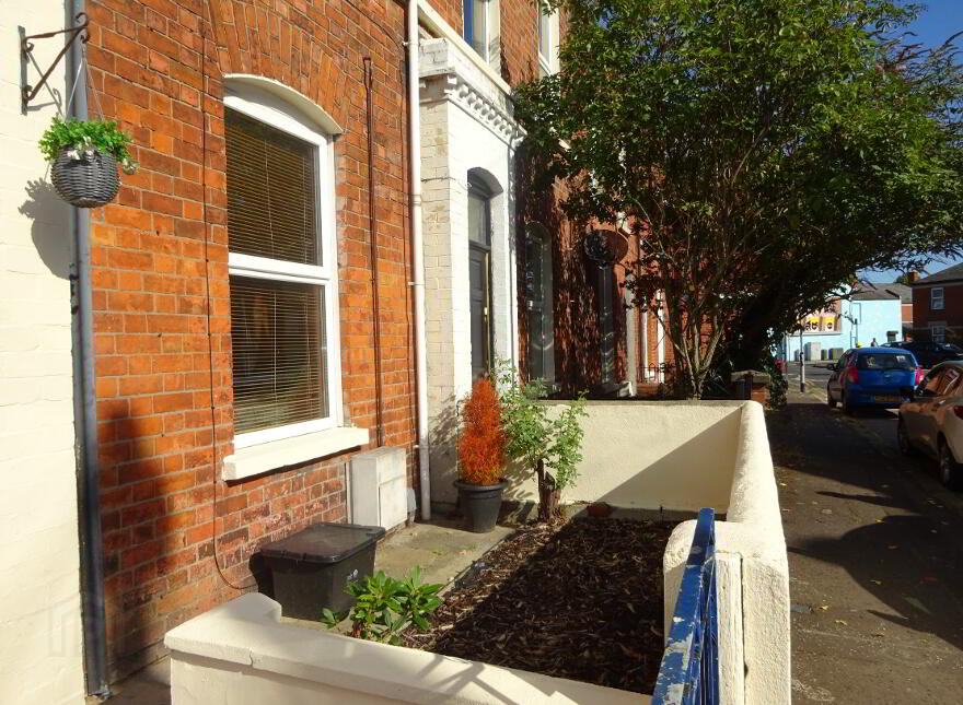 11 Deramore Street, Belfast, BT7 3FS