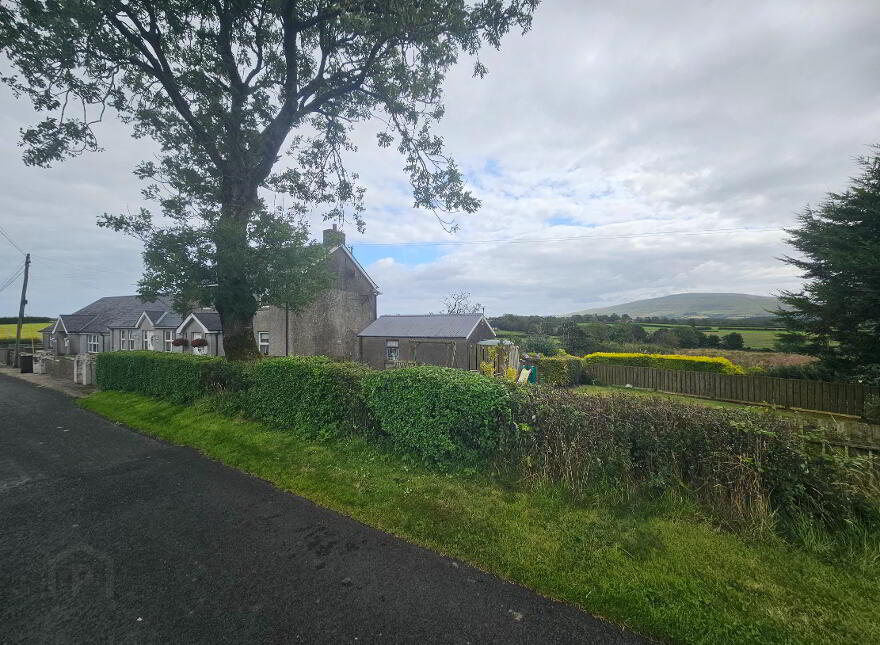 182/182a Moyarget Road, Ballycastle, BT54 6JQ