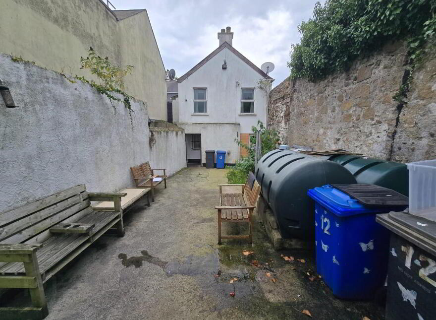 12 Greencastle Street, Kilkeel, Newry, BT34 4GD