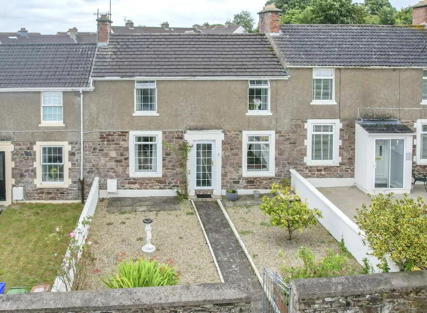 6 Lynch Terrace, Richmond Hill, Fermoy, P61P766 photo