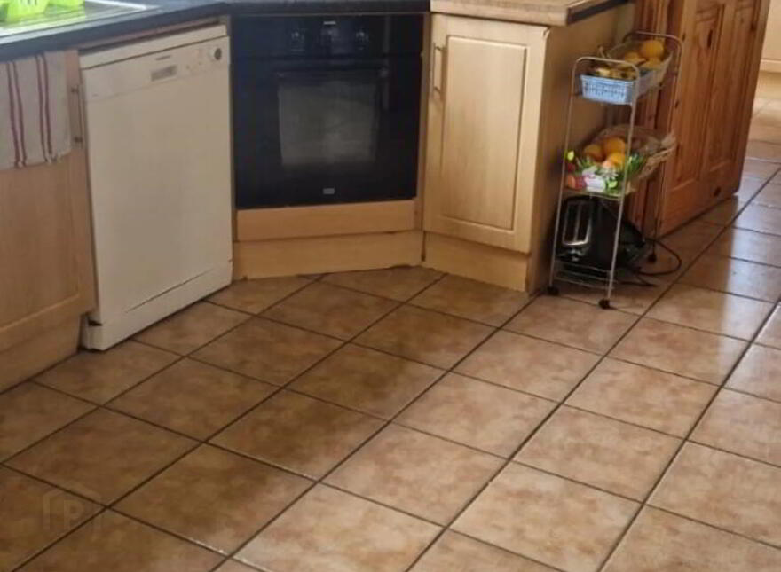 18 Glendale Manor, Letterkenny, F92P21E