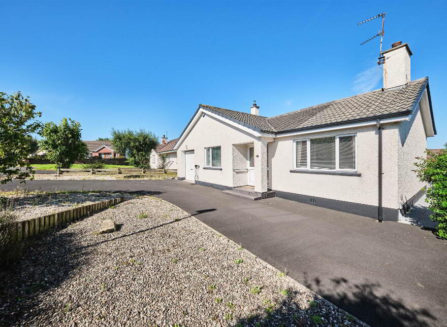 17 Hopefield Park, Portrush, BT56 8SW photo