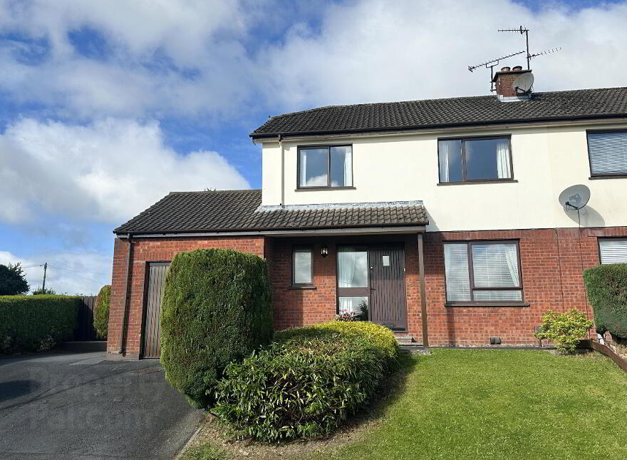 28 Hawthorne Hill, Banbridge, BT32 3RA photo