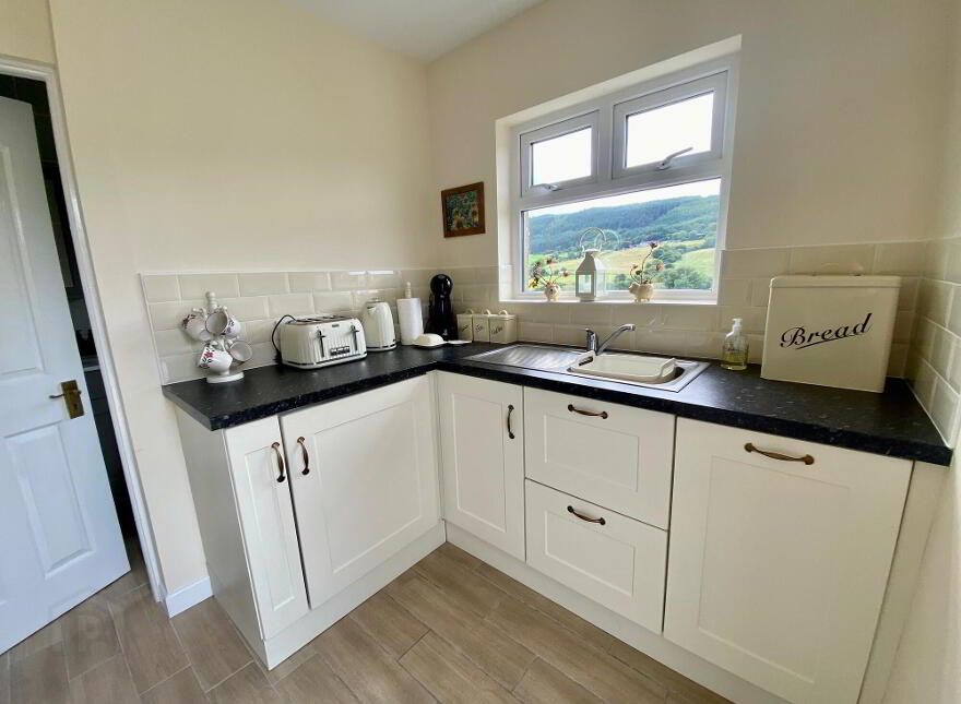55 Glenshesk Road, Ballycastle, BT54 6PY