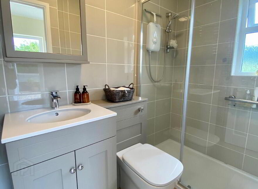 55 Glenshesk Road, Ballycastle, BT54 6PY
