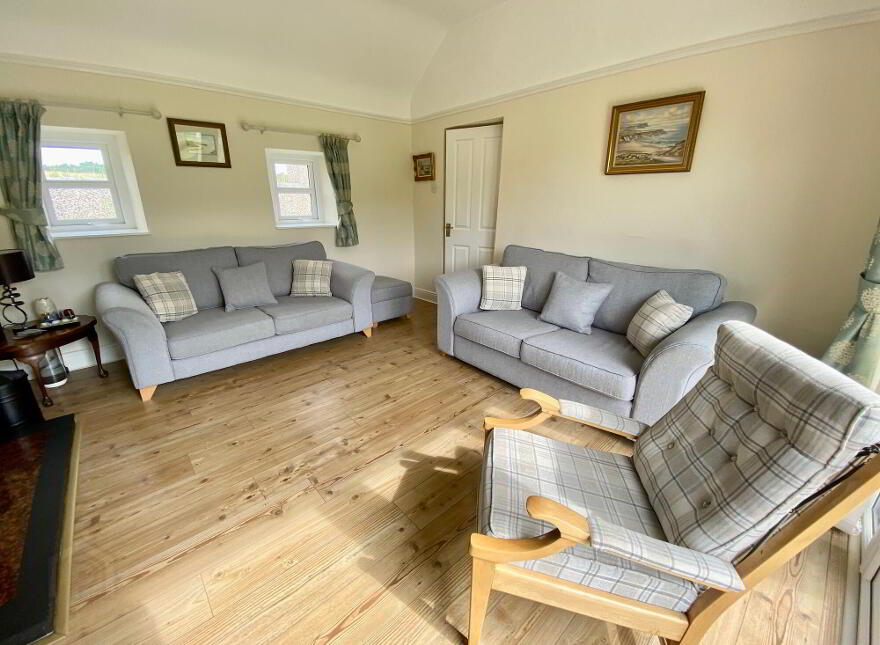 55 Glenshesk Road, Ballycastle, BT54 6PY