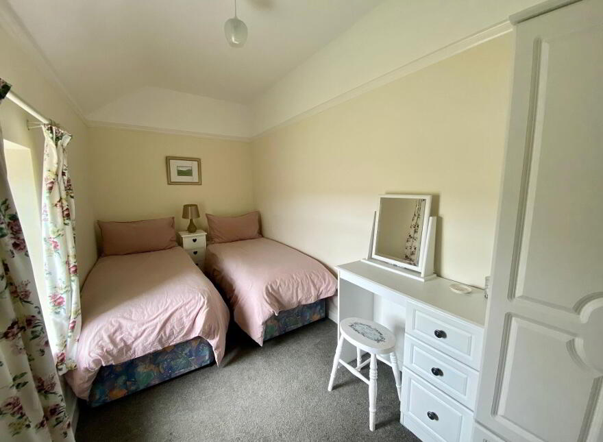 55 Glenshesk Road, Ballycastle, BT54 6PY