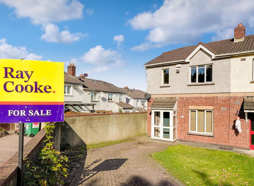 39 Monastery Gate Green, Clondalkin, Dublin, D22HN72 photo