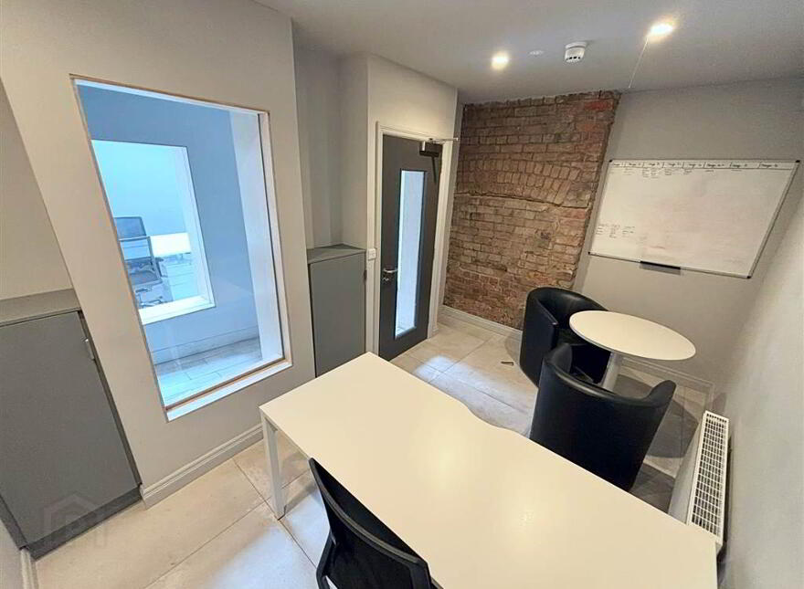 169 University Street - Ground Floor, Queens Quarter, Belfast, BT7 1HR