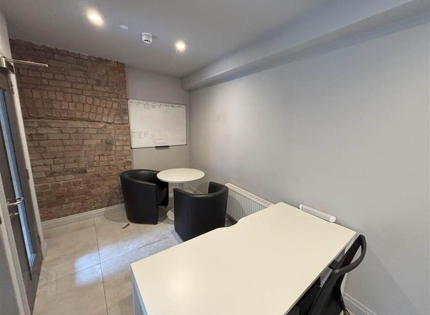 169 University Street - Ground Floor, Queens Quarter, Belfast, BT7 1HR